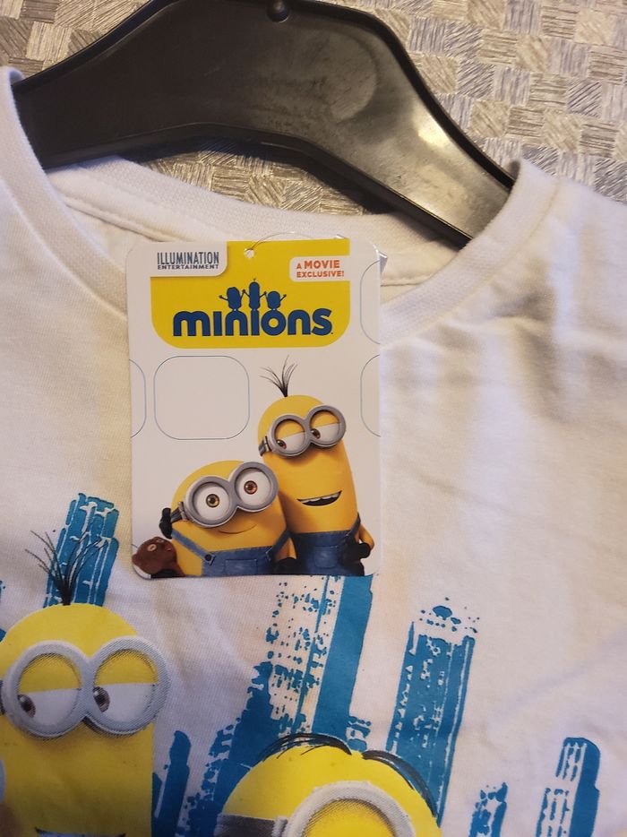 🟡 T-shirt enfant Les Minions – Neuf avec étiquette 🟡
T 8 ANS - photo numéro 3