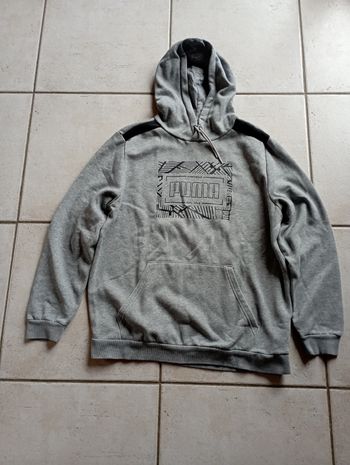 Sweat à capuche homme.