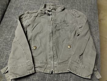 Jolie veste verte kaki