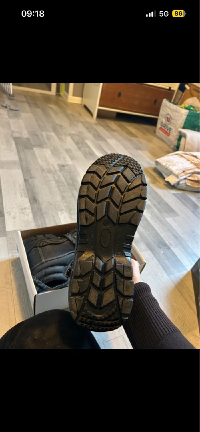 Chaussure de sécurité - photo numéro 4