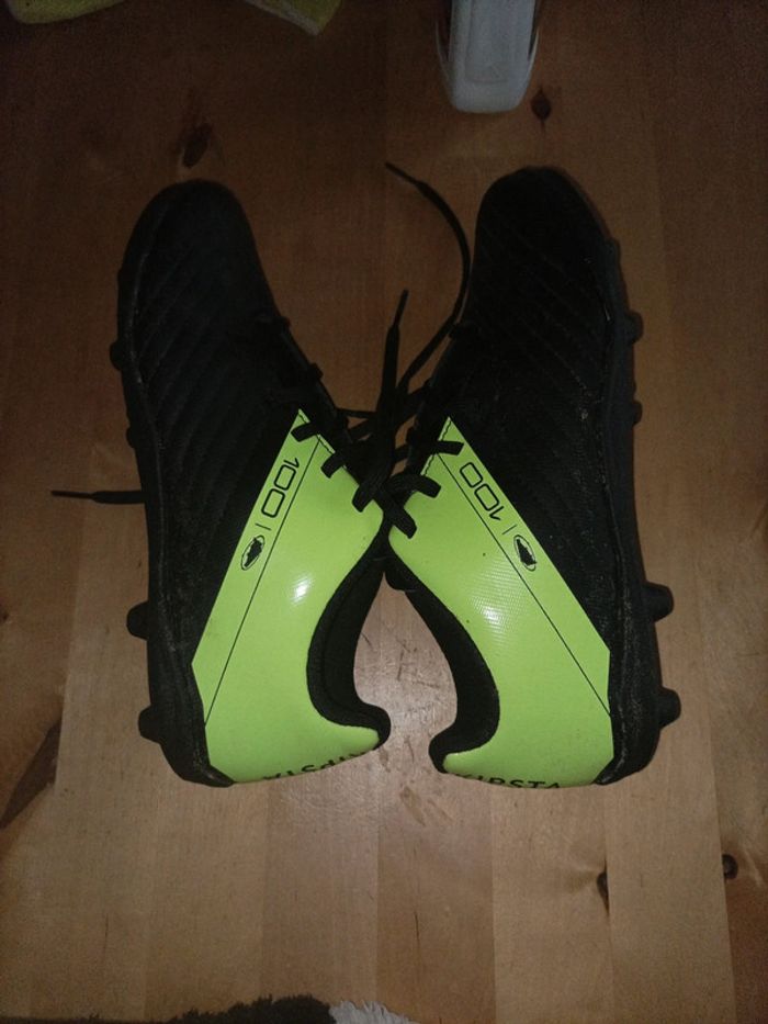 Chaussure foot - photo numéro 3