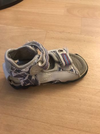 Sandalettes garçon pointure 22