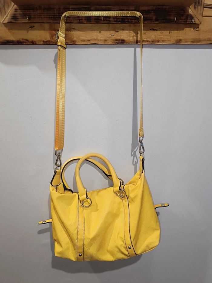 🌟Sac bandoulière jaune femme TBE été 🌟 - photo numéro 2