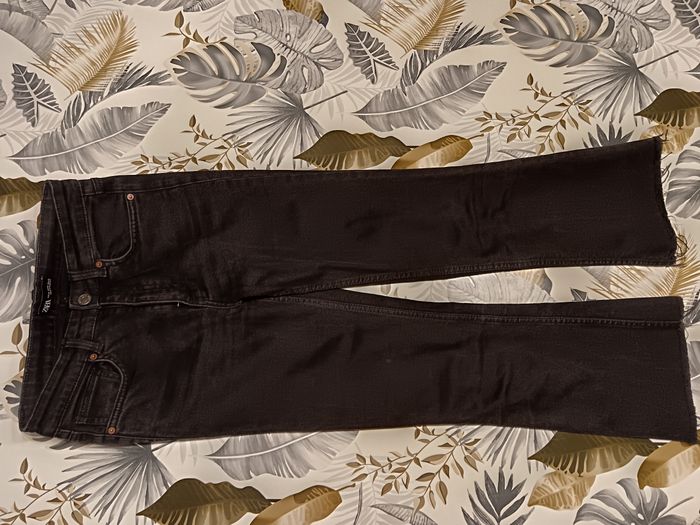 Jean noir - photo numéro 4