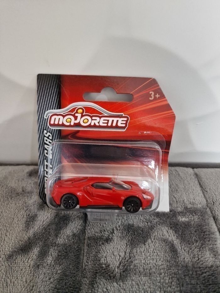 Ford gt rouge majorette