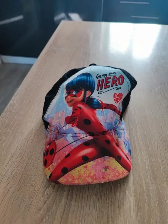 Casquette fille Miraculous - photo numéro 2