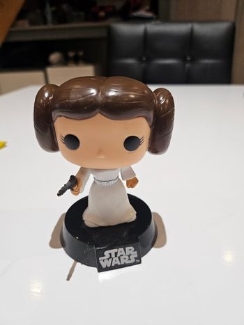Pop Leia