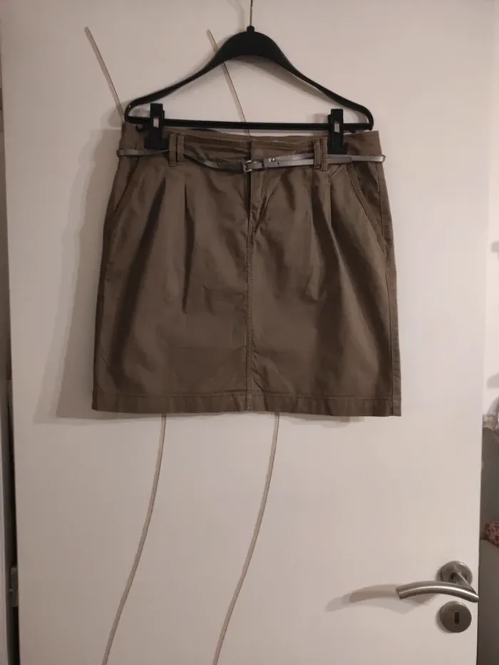 Jupe kaki Camaïeu taille 40