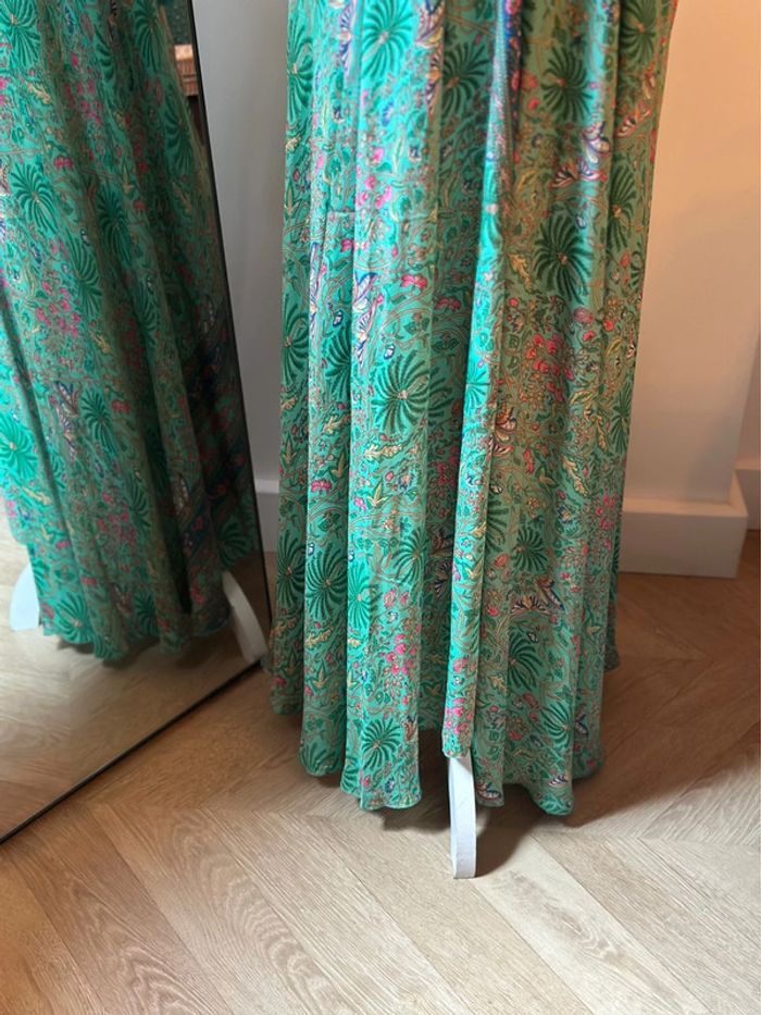 Robe longue imprimé fleuri, dos nu, en soie taille U - photo numéro 10
