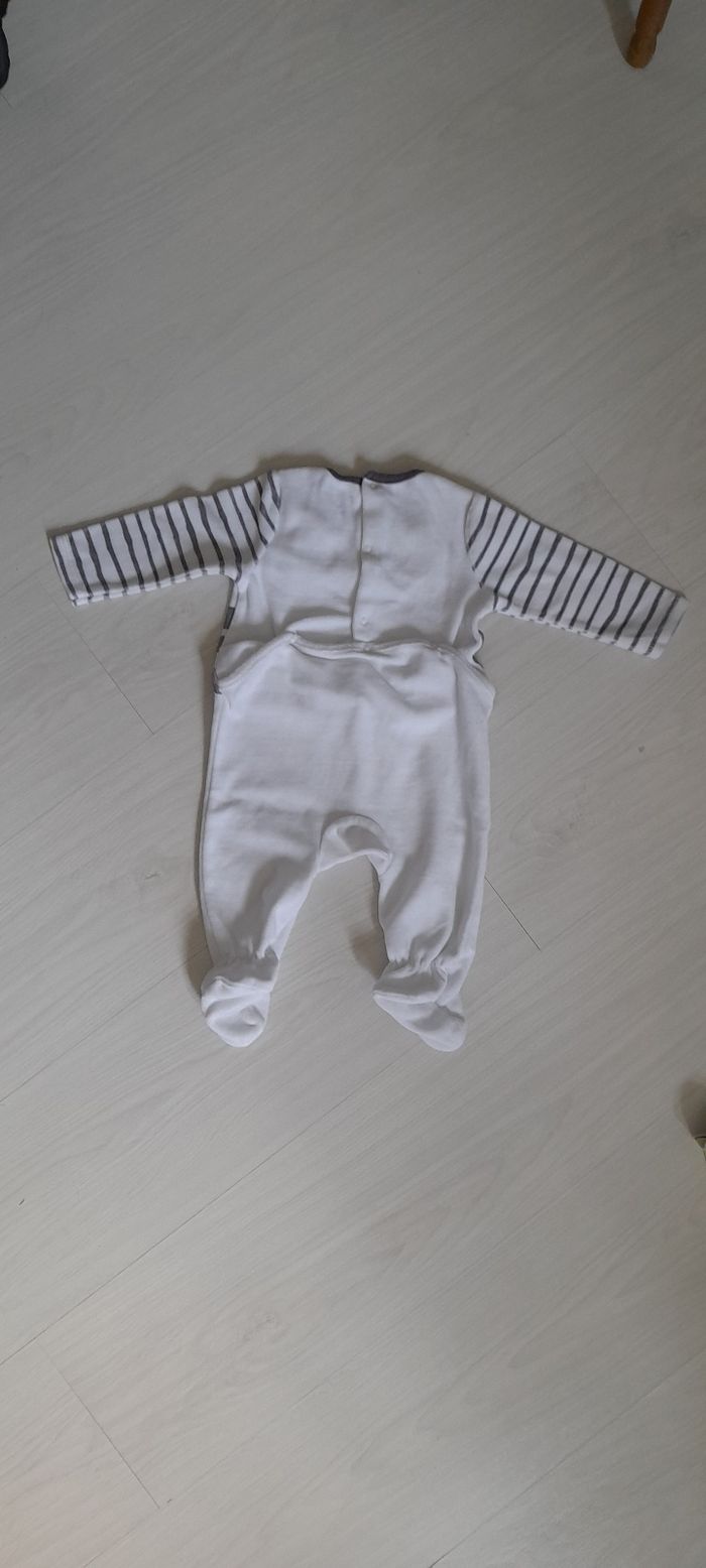 Grenouillère T 9 mois - photo numéro 3