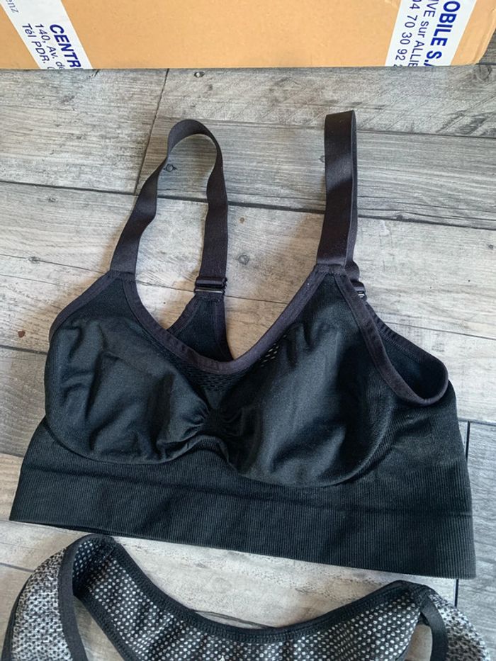 2 brassières sport - photo numéro 4