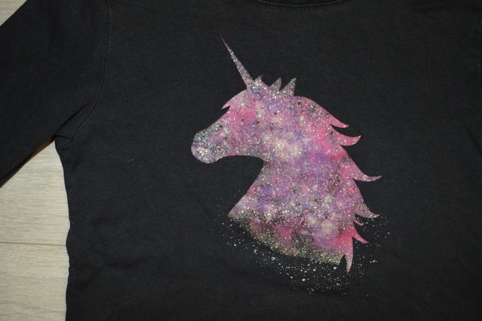 Tee shirt manches longues licorne Kiabi 5 ans - photo numéro 2