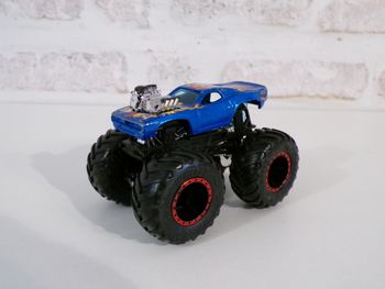Monster Trucks - Hotwheels - Hot Wheels - Flamme (J14)