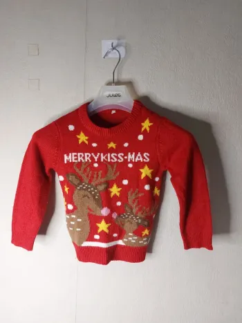 Pull de Noël rouge