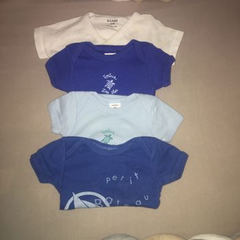 Lot body été bleu 3 mois