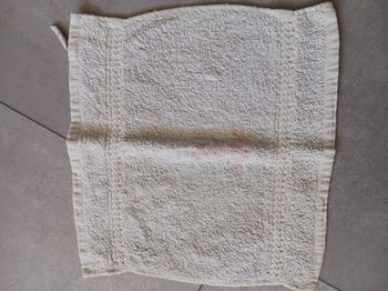 essuie main blanc 26 x 29 cm  Sothys