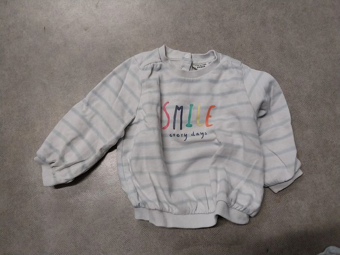 pull sweat fille 18 mois tape à l'oeil
