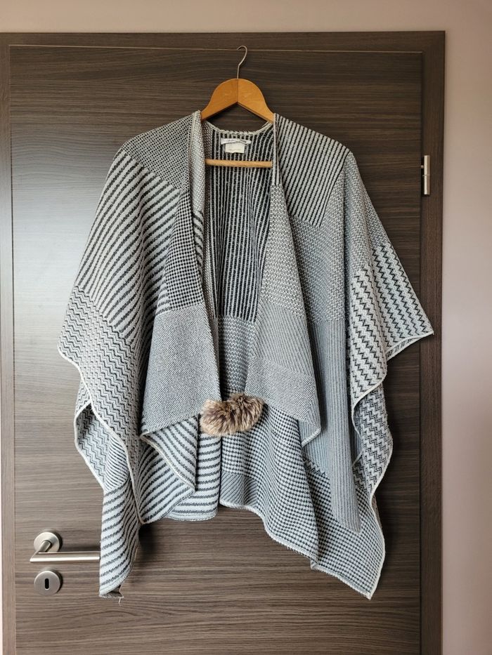 Poncho TU Christine Laure - photo numéro 2