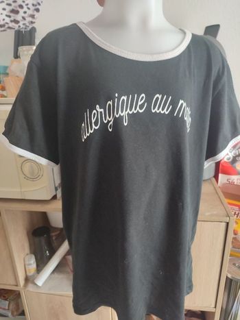 #kytie16ansfille. Tee-shirt manches courtes taille 16 ans