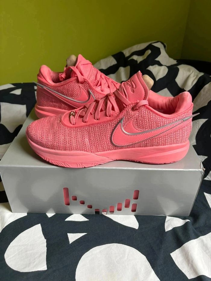Nike LeBron 20 Pink Diamond • Édition US • Taille 46 - photo numéro 2
