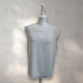 Blouse blanche manches courtes avec broderies Breal 44