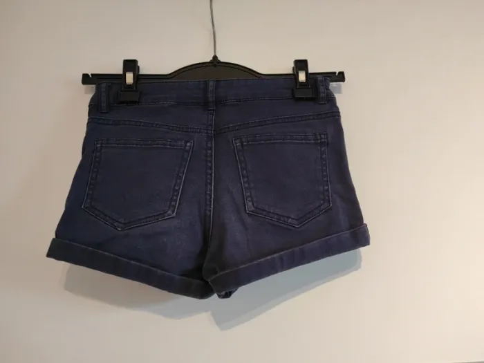 Short H&M 9/10 ans - photo numéro 2