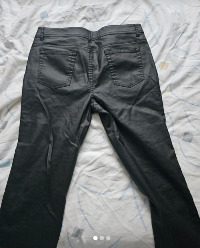 Pantalon simili cuir