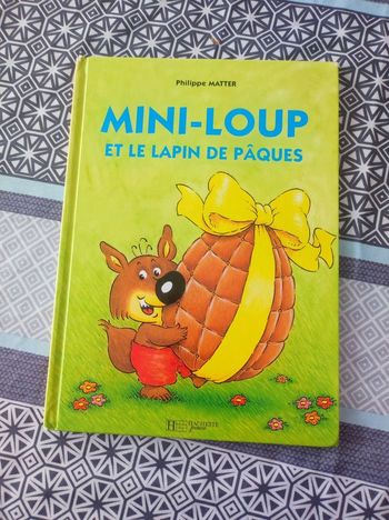 Mini-Loup et le lapin de Pâques