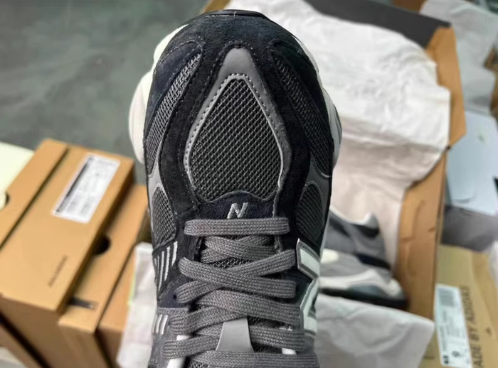 New Balance 9060 Noir et Gris 38 - photo numéro 5