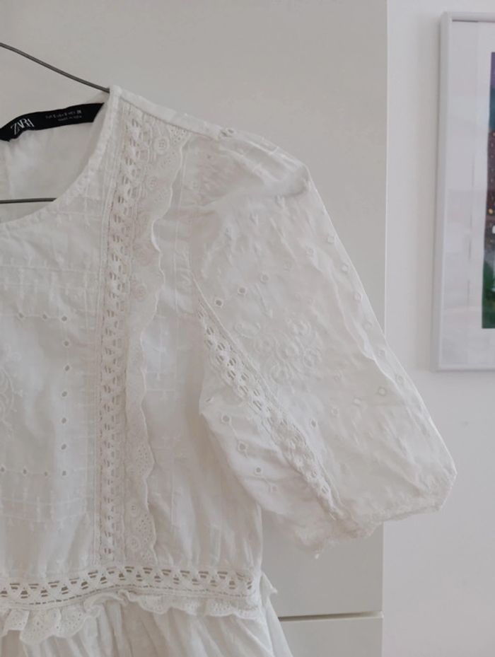 Robe tunique blanche Zara dentelle et broderie anglaise taille s - photo numéro 4