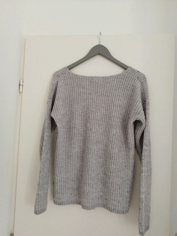 Pull gris - photo numéro 2