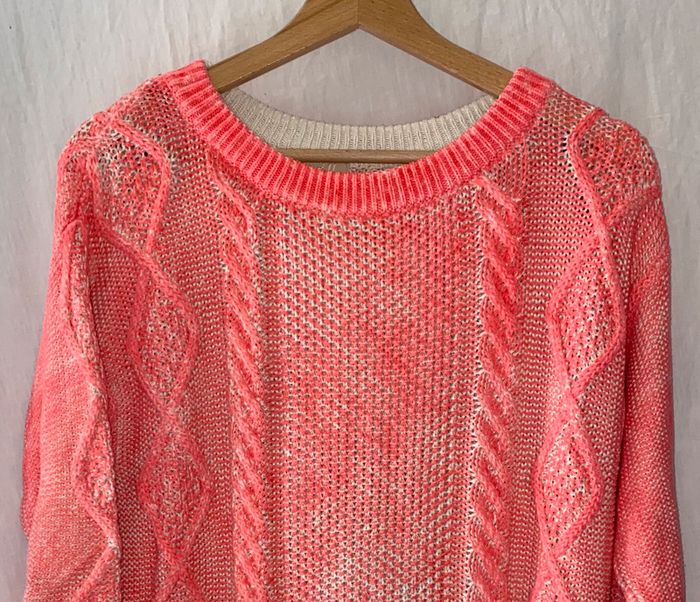 pull rose fluo H&M taille 34 - photo numéro 2