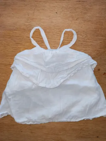 Robe blanche légère été fille 1 mois excellent état Kiabi