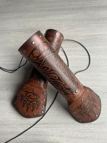 Gantelets style viking