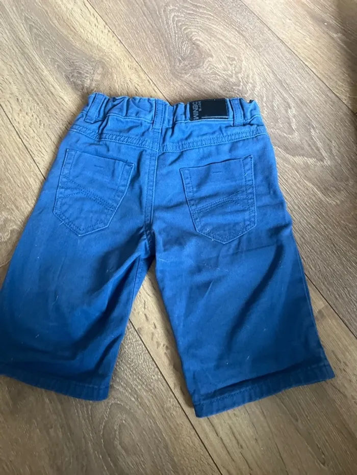 Short bleu - photo numéro 4