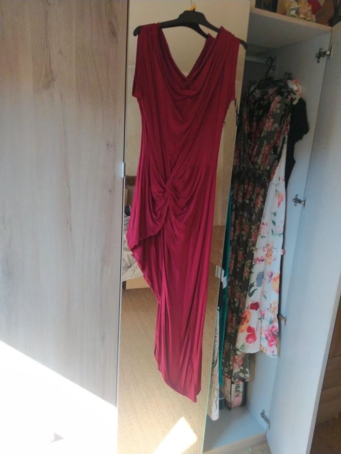 Haut asymétrique