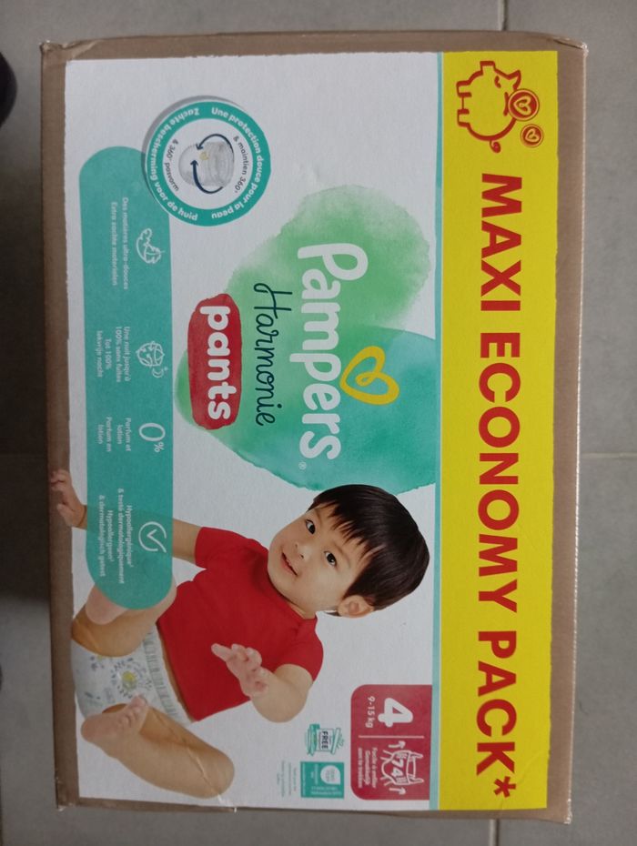 Paquet de couches Pampers