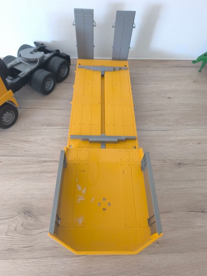 Camion plateau bruder - photo numéro 5