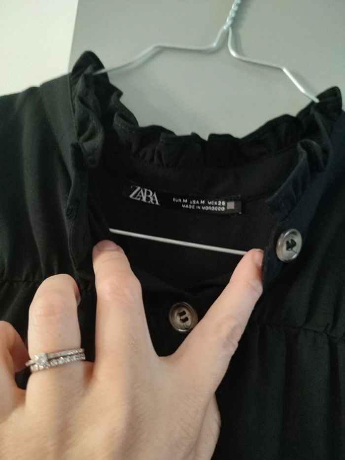 Robe noire - photo numéro 2