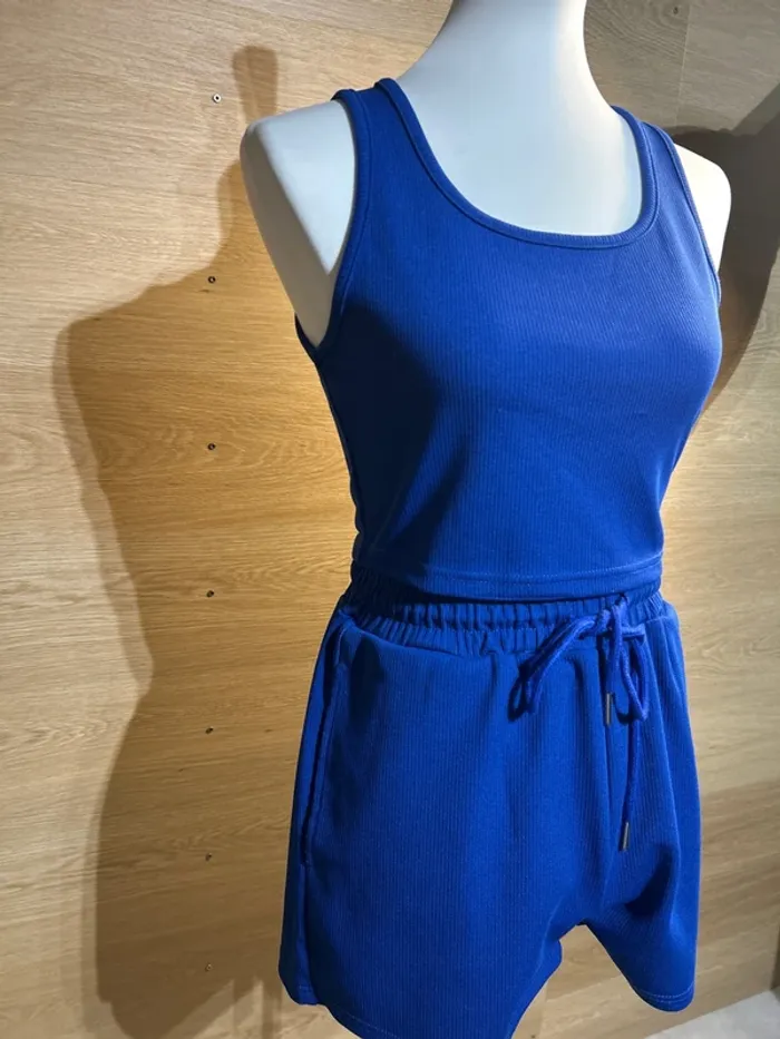 Ensemble femme S - photo numéro 2