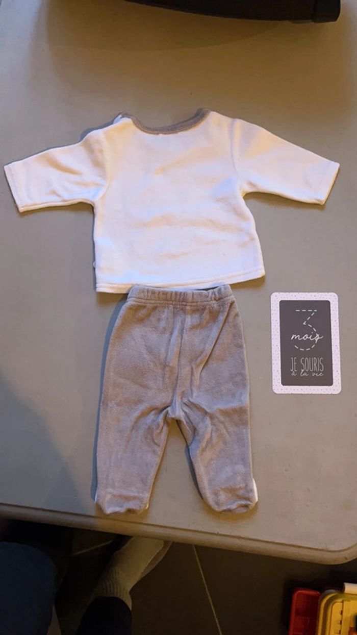 Pyjama deux pièces - photo numéro 2