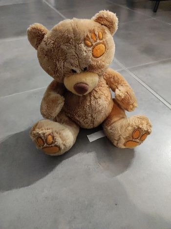 Ourson en peluche