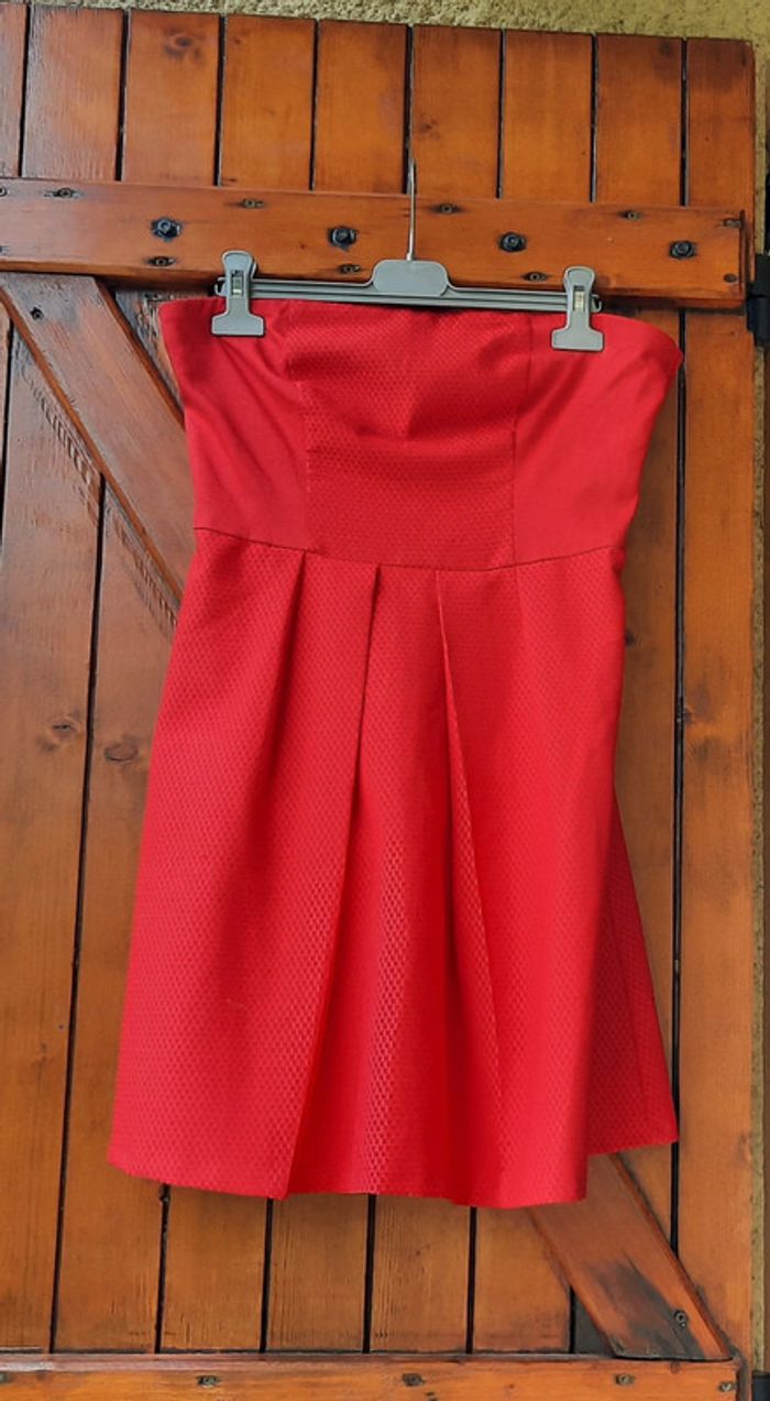 Robe bustier rouge Naf Naf, taille 38 - photo numéro 3
