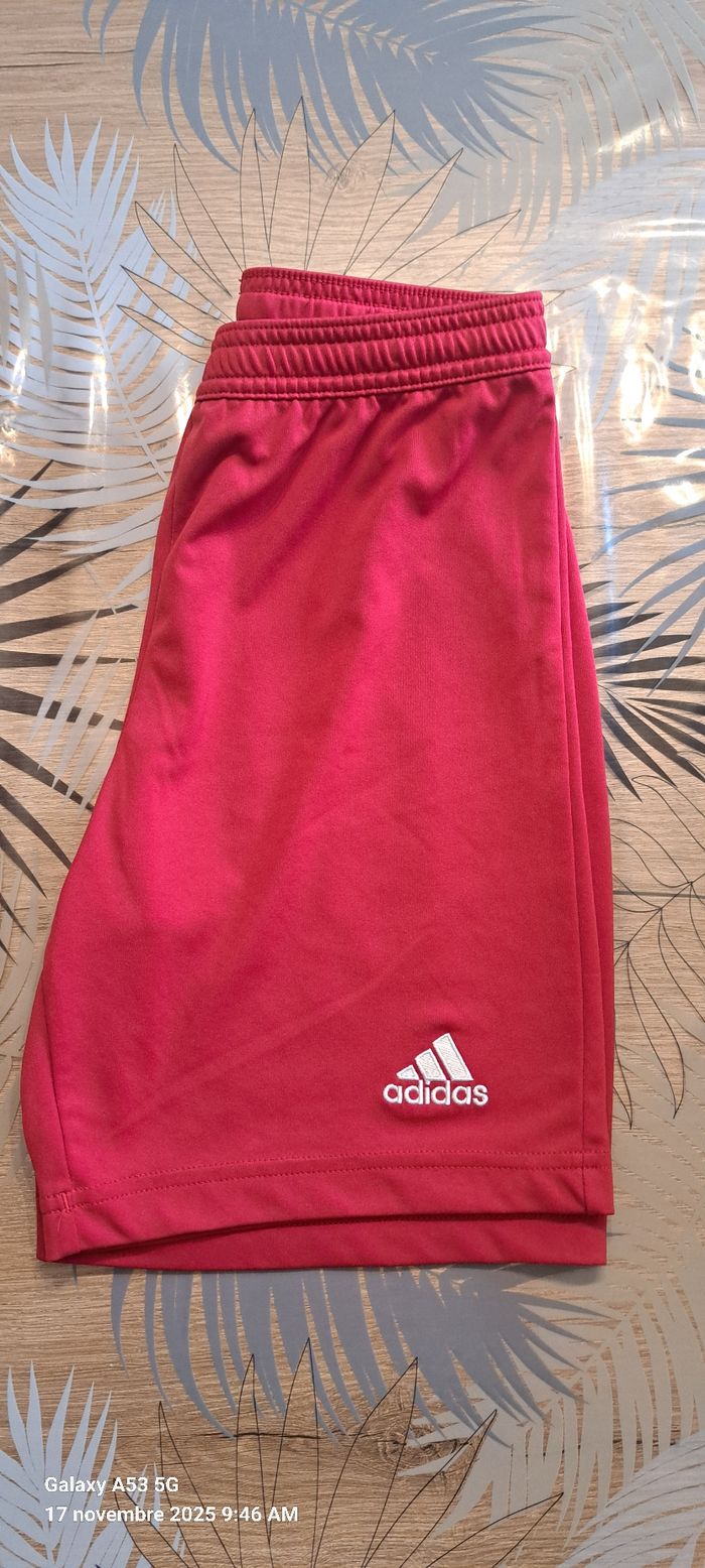 Short adidas