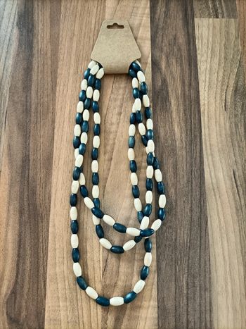 Collier perles bois