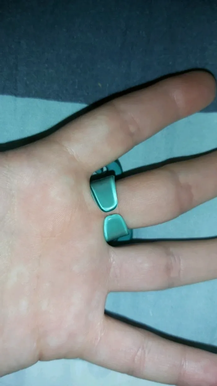 Bague moustache - photo numéro 2