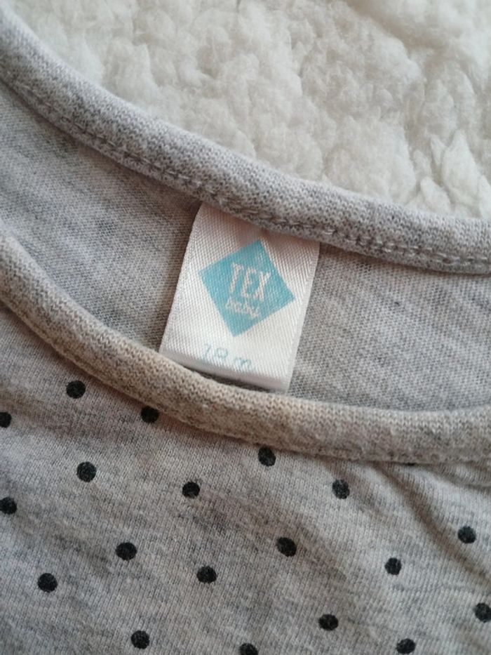 Tee-shirt fille manches longues taille 18 mois - photo numéro 3