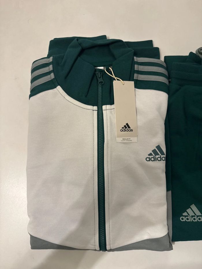 Survêtement Adidas vert/blanc neuf avec étiquette - Taille M - photo numéro 2