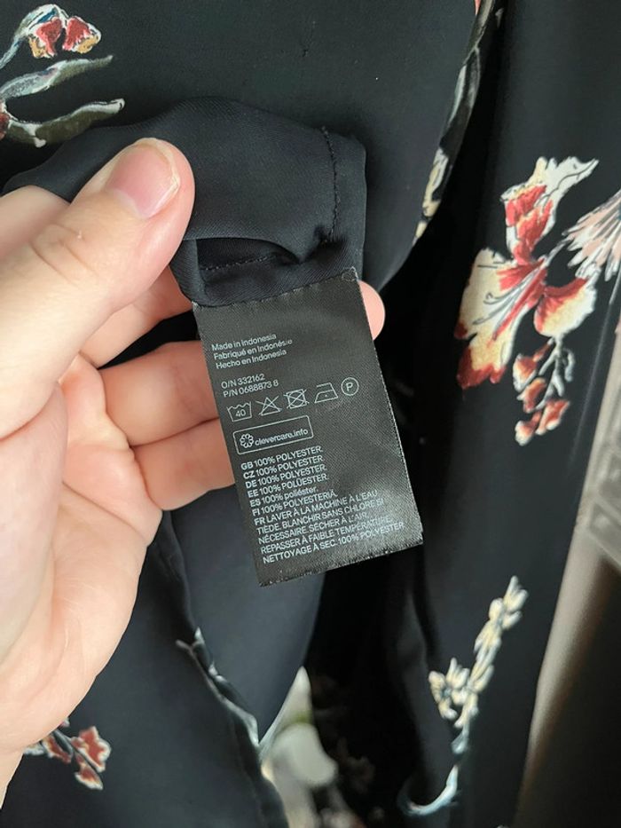 Chemisier noir floral H&M - photo numéro 4