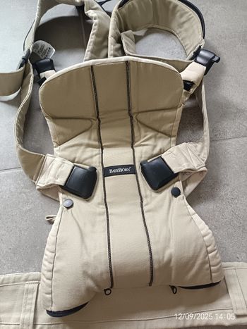 Porte bébé très bon état